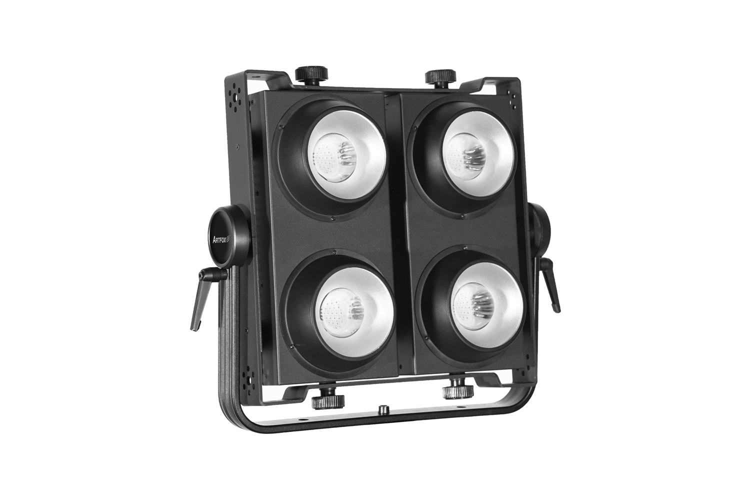 Studio Lighting:4x200w 2200-8500k white or  4x200w RGBW